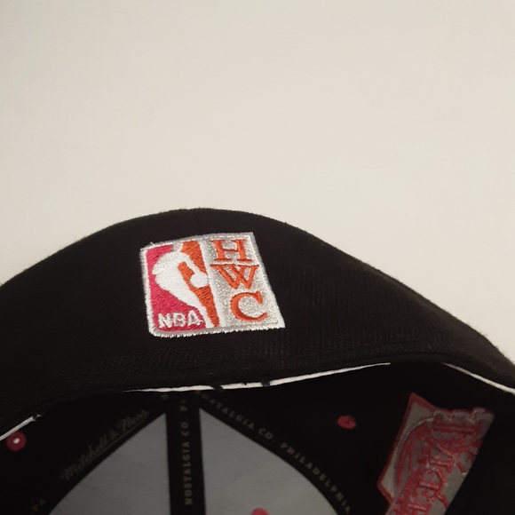 Los Angeles Lakers Mitchell & Ness x Lids 35th Anniversary HWC Fitted Hat - Picture 7 of 9